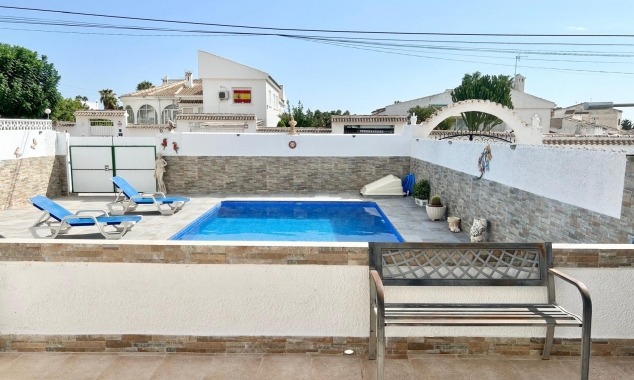 Property for sale - Villa for sale - Torrevieja - La Siesta