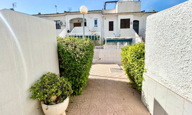 Property for sale - Bungalow for sale - Torrevieja - El Chaparral