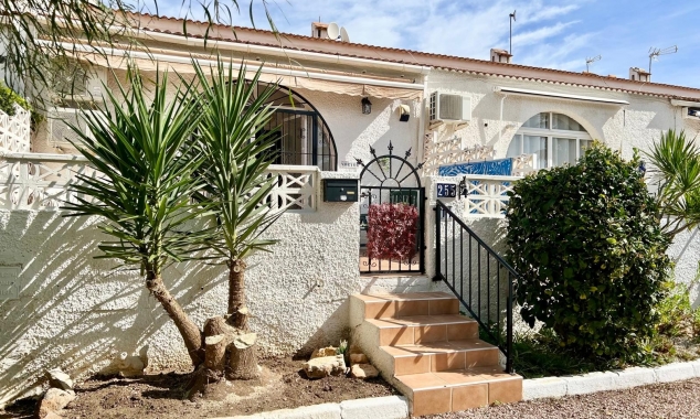 Property for sale - Bungalow for sale - Torrevieja - La Siesta