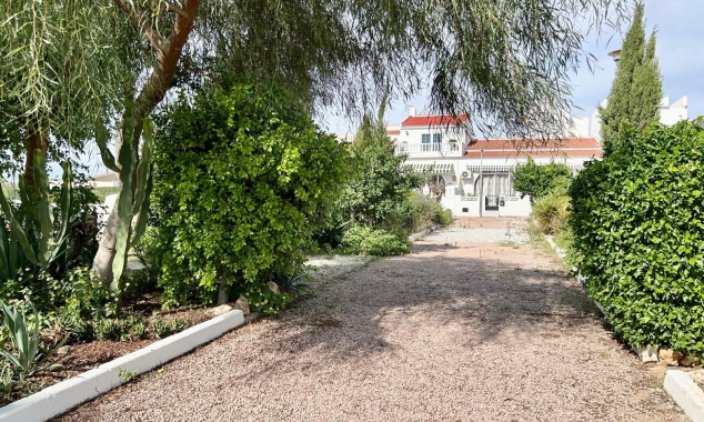 Property for sale - Bungalow for sale - Torrevieja - La Siesta