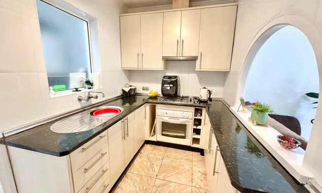 Property for sale - Bungalow for sale - Torrevieja - La Siesta