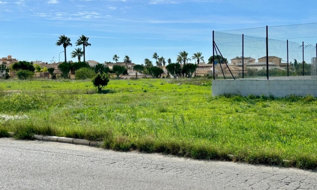 Property for sale - Bungalow for sale - Torrevieja - La Siesta