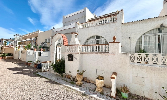 Propriété vendue - Maison de ville à vendre - Torrevieja - La Siesta