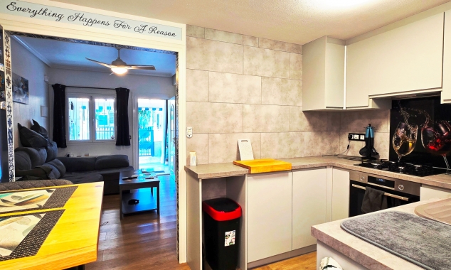 Te koop aangeboden onroerend goed - Rijtjeshuis te koop - Torrevieja - El Chaparral