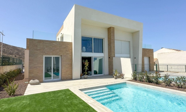 New Property for sale - Villa for sale - Algorfa - La Finca Golf
