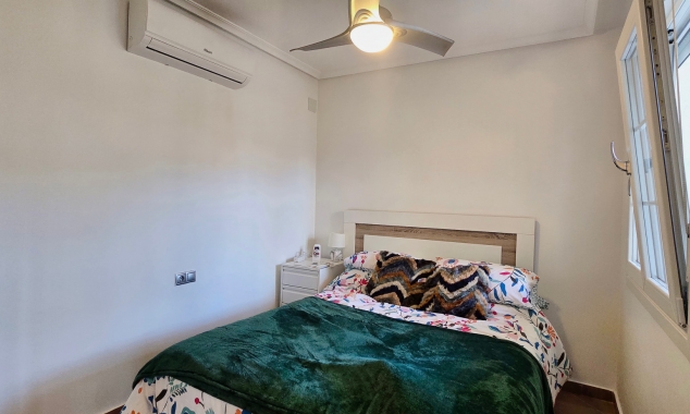 Property for sale - Villa for sale - Orihuela Costa - Los Dolses