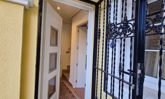 Property for sale - Villa for sale - Orihuela Costa - Los Dolses