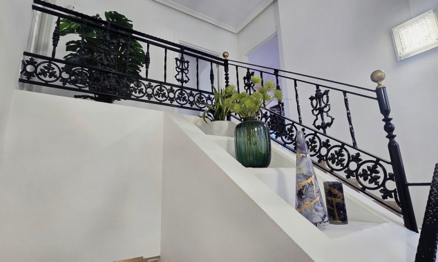 Property for sale - Villa for sale - Orihuela Costa - Los Dolses