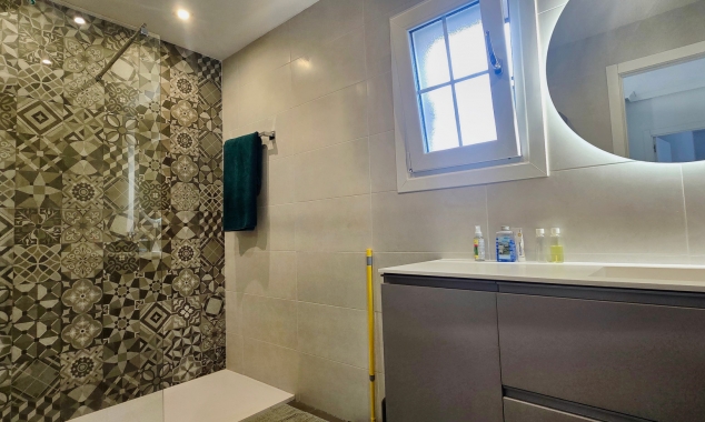 Property for sale - Villa for sale - Orihuela Costa - Los Dolses