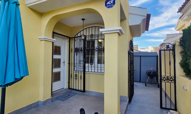 Property for sale - Villa for sale - Orihuela Costa - Los Dolses