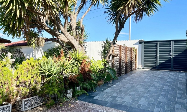 Property for sale - Villa for sale - Torrevieja - San Luis