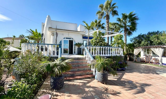 Property for sale - Villa for sale - Torrevieja - San Luis