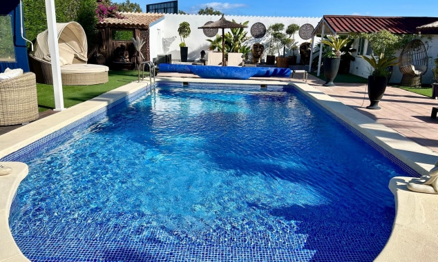 Property for sale - Villa for sale - Torrevieja - San Luis
