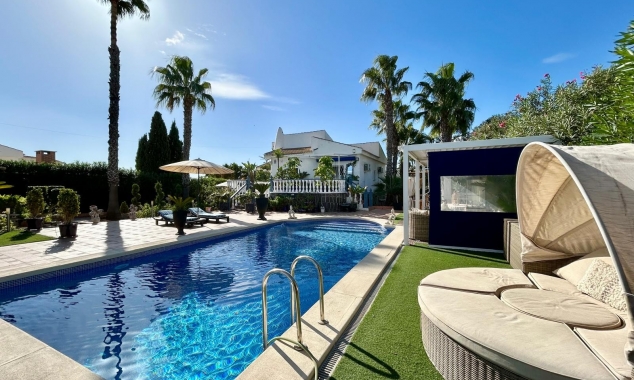 Property for sale - Villa for sale - Torrevieja - San Luis