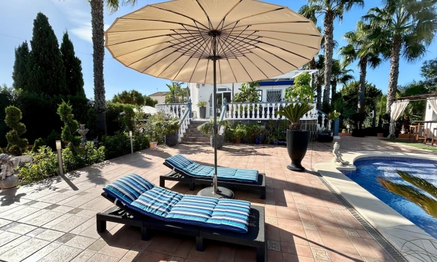 Property for sale - Villa for sale - Torrevieja - San Luis