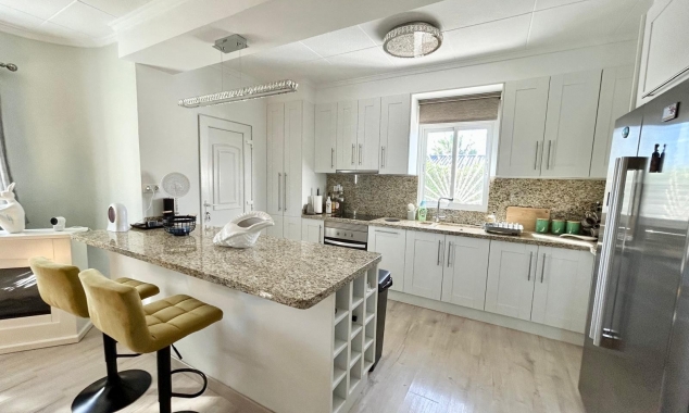 Property for sale - Villa for sale - Torrevieja - San Luis