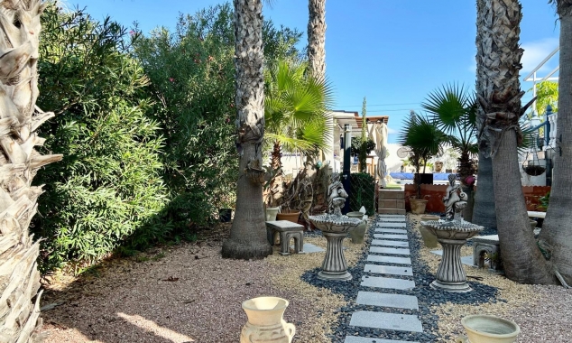 Property for sale - Villa for sale - Torrevieja - San Luis