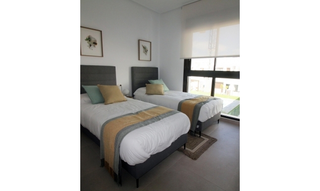 Nueva propiedad en venta - Casa adosada en venta - Pilar de la Horadada - El Pilar de la Horadada