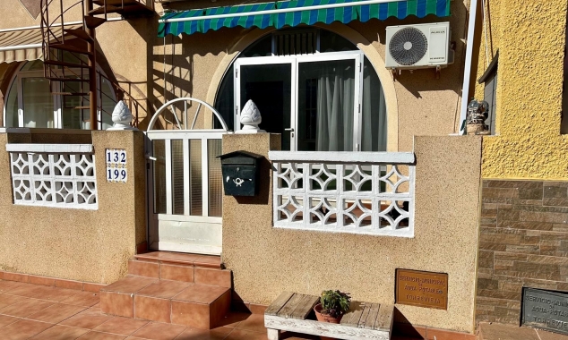 Property for sale - Bungalow for sale - Torrevieja - La Siesta
