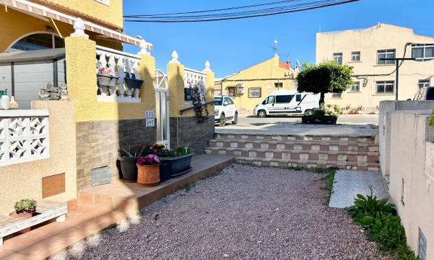 Property for sale - Bungalow for sale - Torrevieja - La Siesta