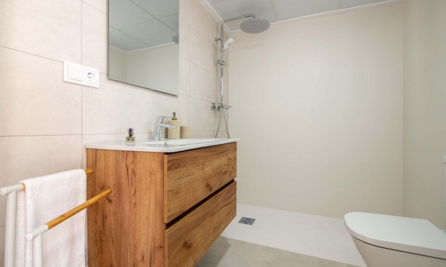 New Property for sale - Townhouse for sale - Cox - San Fernando