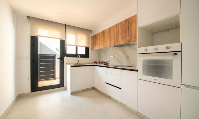 New Property for sale - Bungalow for sale - Cox - San Fernando