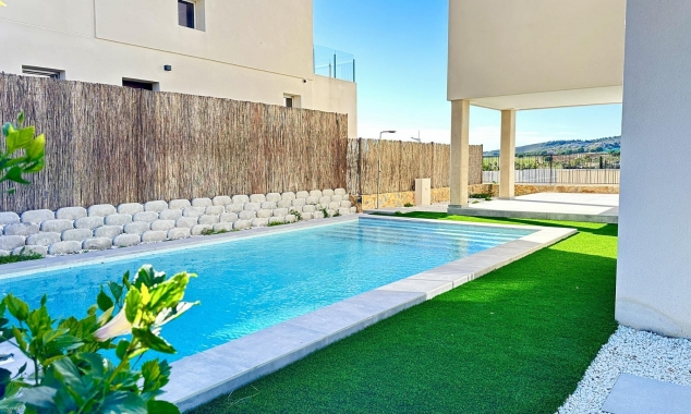 Nueva propiedad en venta - Villa en venta - Algorfa - La Finca Golf