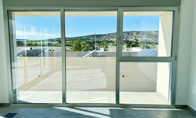 Nueva propiedad en venta - Villa en venta - Algorfa - La Finca Golf