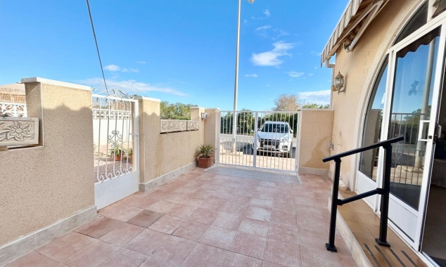 Property for sale - Bungalow for sale - Torrevieja - La Siesta