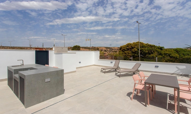 Nueva propiedad en venta - Villa en venta - Sucina