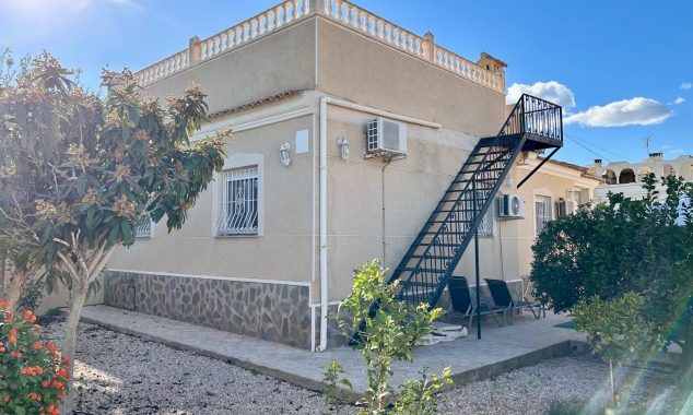 Property for sale - Villa for sale - Torrevieja - El Chaparral
