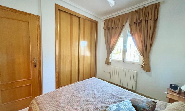 Property for sale - Villa for sale - Torrevieja - El Chaparral