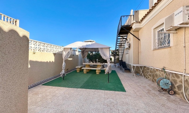 Property for sale - Villa for sale - Torrevieja - El Chaparral