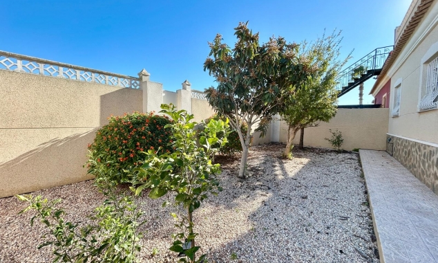 Property for sale - Villa for sale - Torrevieja - El Chaparral