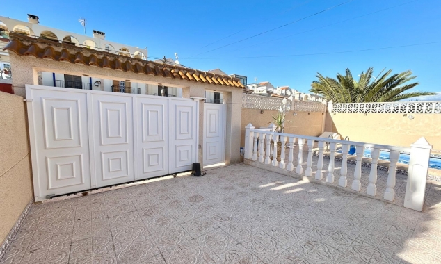 Property for sale - Villa for sale - Torrevieja - El Chaparral