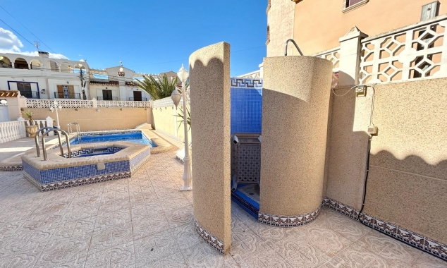 Property for sale - Villa for sale - Torrevieja - El Chaparral