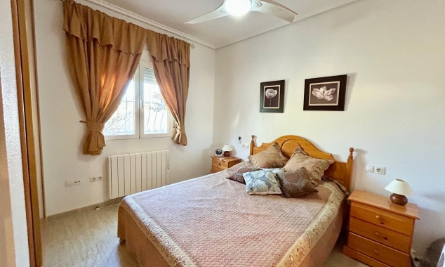 Property for sale - Villa for sale - Torrevieja - El Chaparral