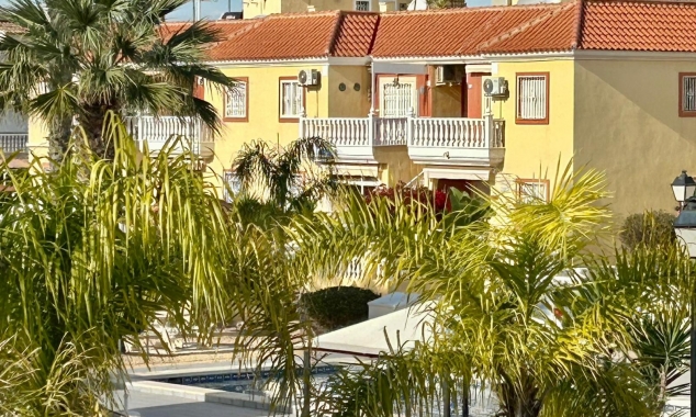 Property for sale - Villa for sale - Torrevieja - La Torreta
