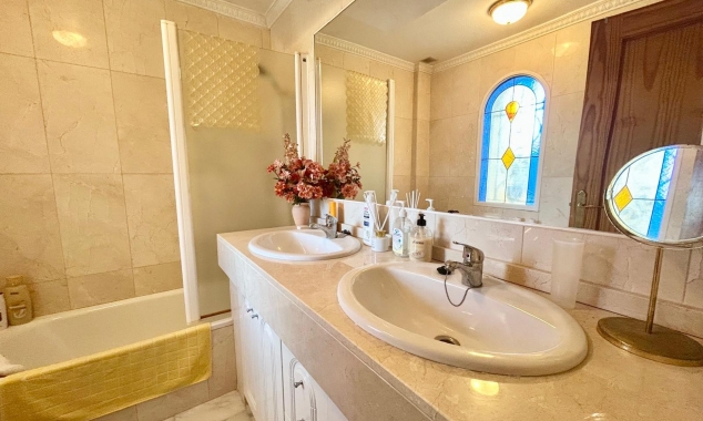 Property for sale - Villa for sale - Torrevieja - La Torreta