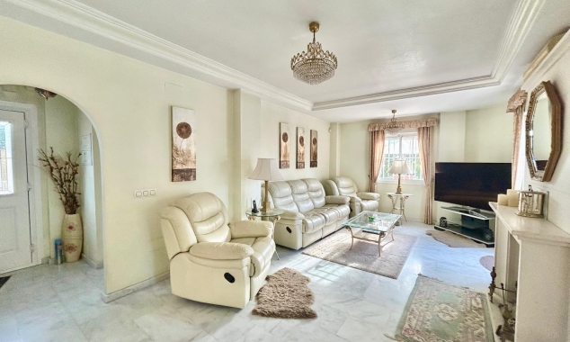 Property for sale - Villa for sale - Torrevieja - La Torreta