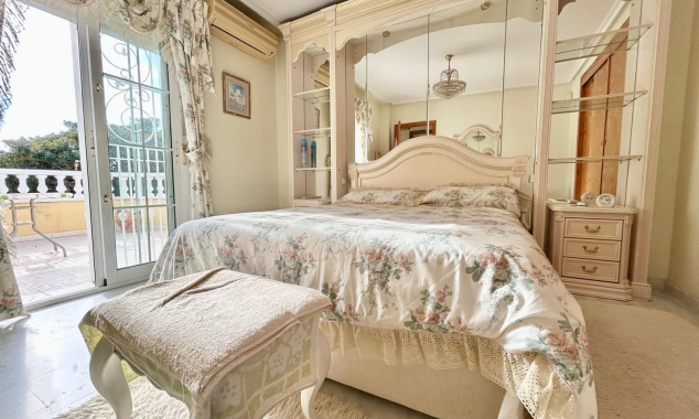 Property for sale - Villa for sale - Torrevieja - La Torreta