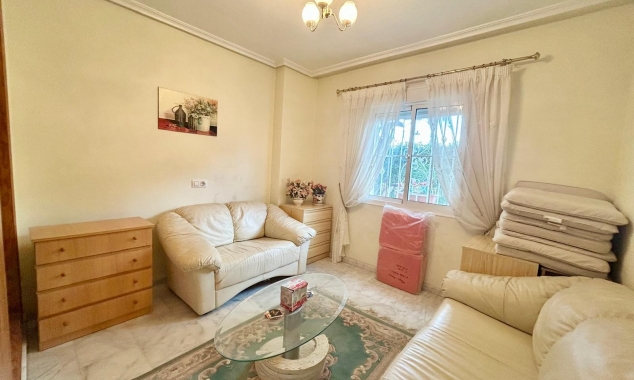 Property for sale - Villa for sale - Torrevieja - La Torreta