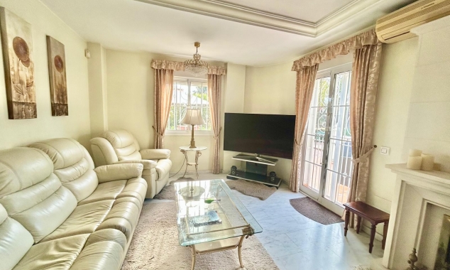 Property for sale - Villa for sale - Torrevieja - La Torreta