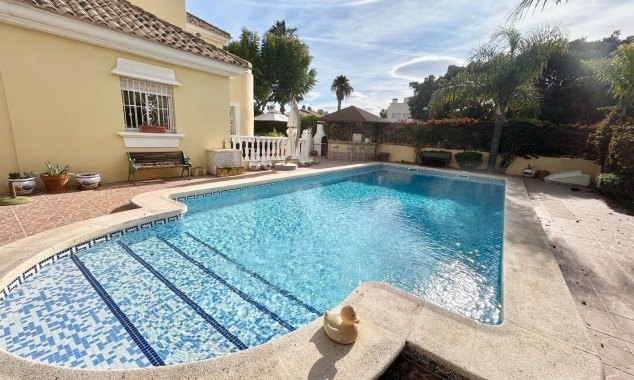 Property for sale - Villa for sale - Torrevieja - La Torreta