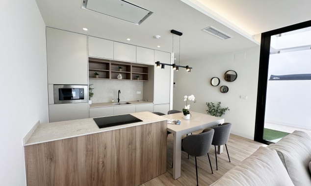 New Property for sale - Villa for sale - Pilar de la Horadada - Torre de la Horadada