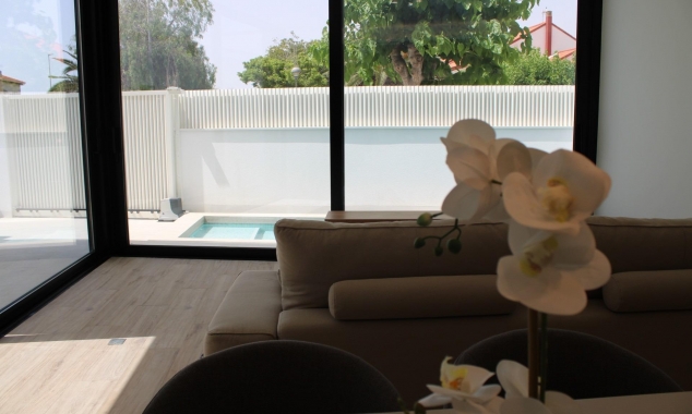 New Property for sale - Villa for sale - Pilar de la Horadada - Torre de la Horadada