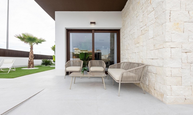 New Property for sale - Villa for sale - Orihuela - Vistabella Golf