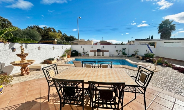 Property for sale - Villa for sale - Torrevieja - La Siesta