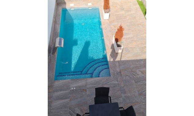 Propriété neuve à vendre - Maison de ville à vendre - Avileses