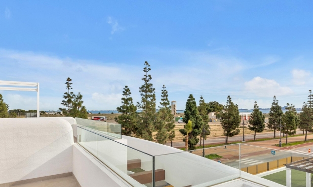 New Property for sale - Bungalow for sale - Los Alcazares - La Serena Golf